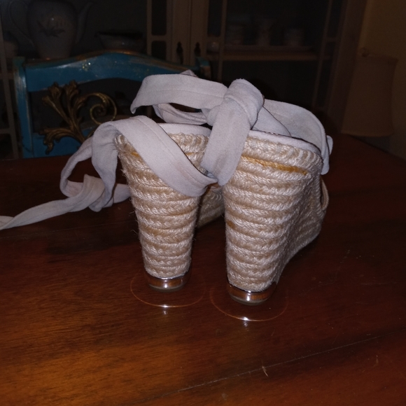 Ivanka Trump wedges - Picture 5 of 5